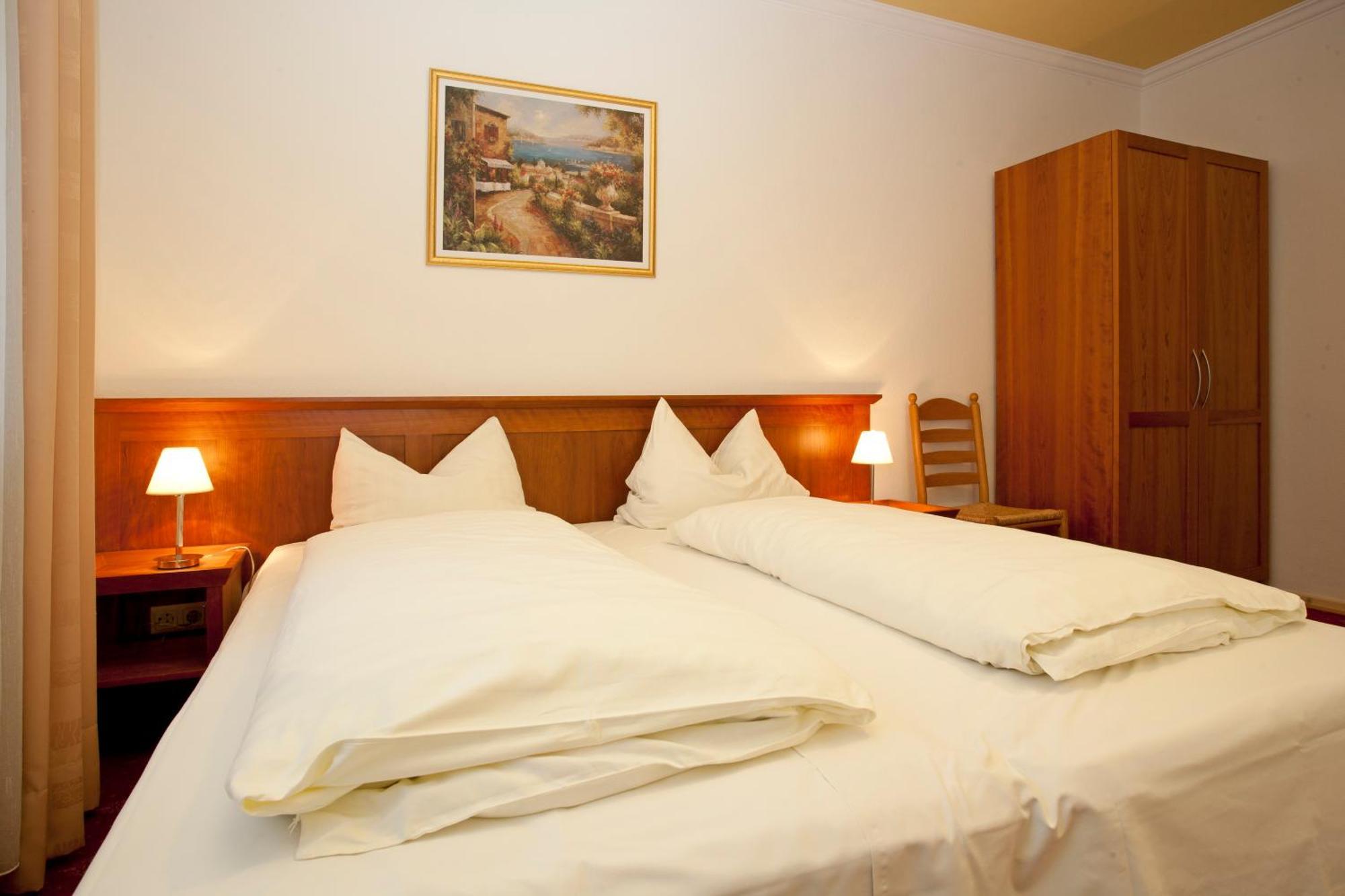 Hotel Mennicken Wurselen Room photo